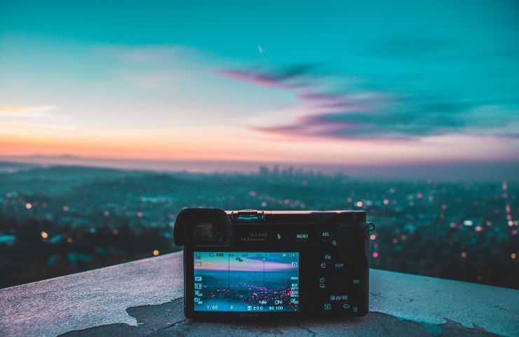 Fotocamera per scattare al tramonto